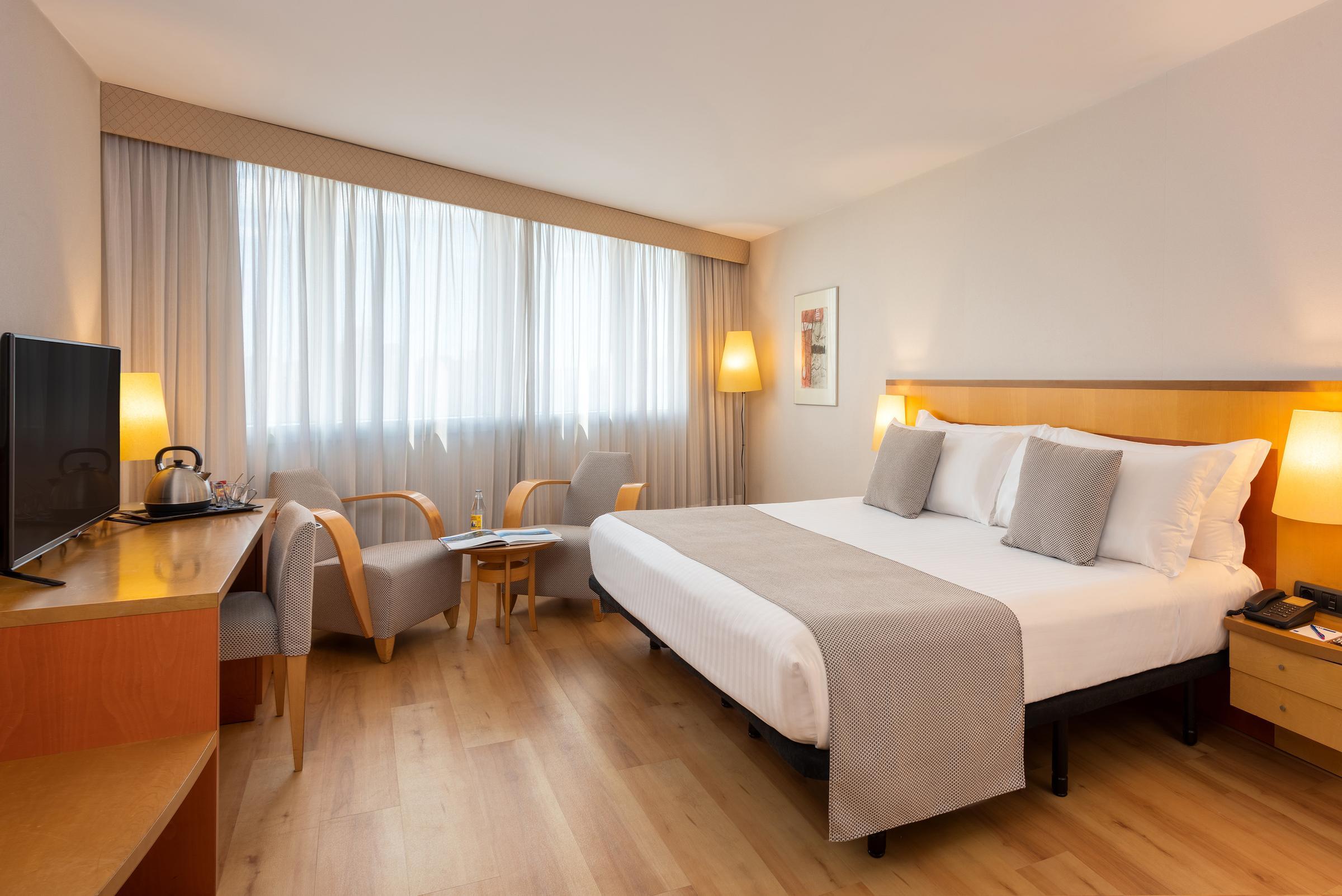 Hotel Castellon Center Affiliated By Melia Castellon de la Plana Exterior photo