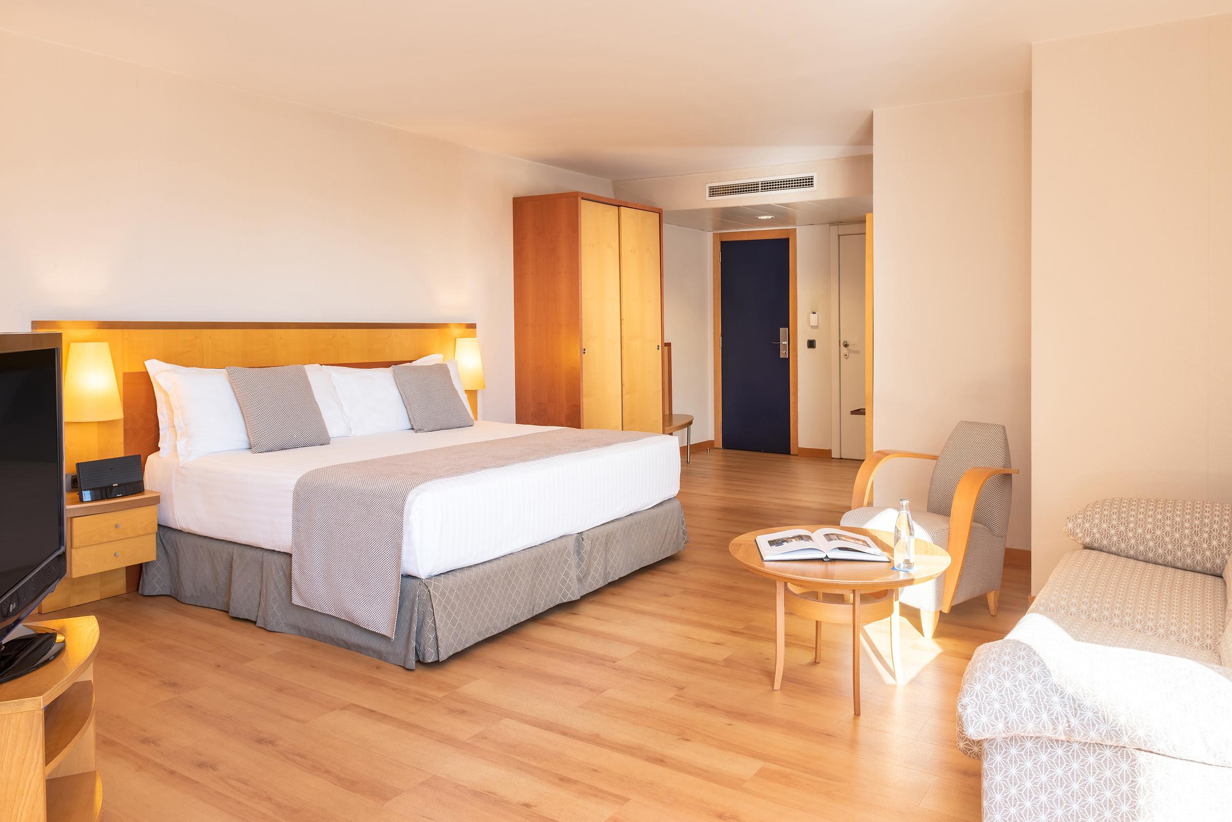 Hotel Castellon Center Affiliated By Melia Castellon de la Plana Exterior photo