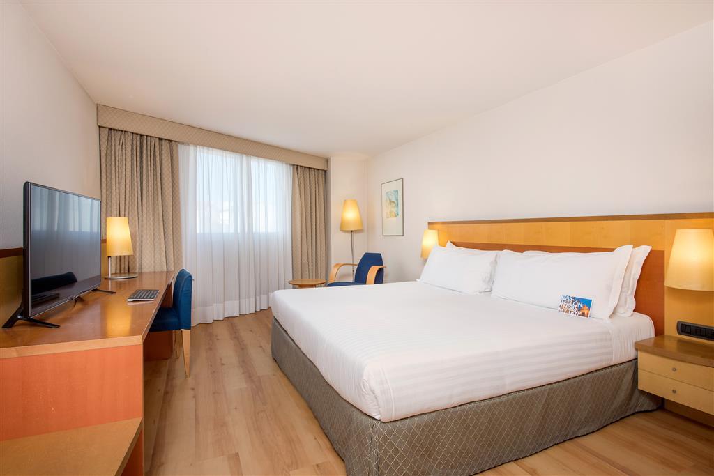 Hotel Castellon Center Affiliated By Melia Castellon de la Plana Exterior photo